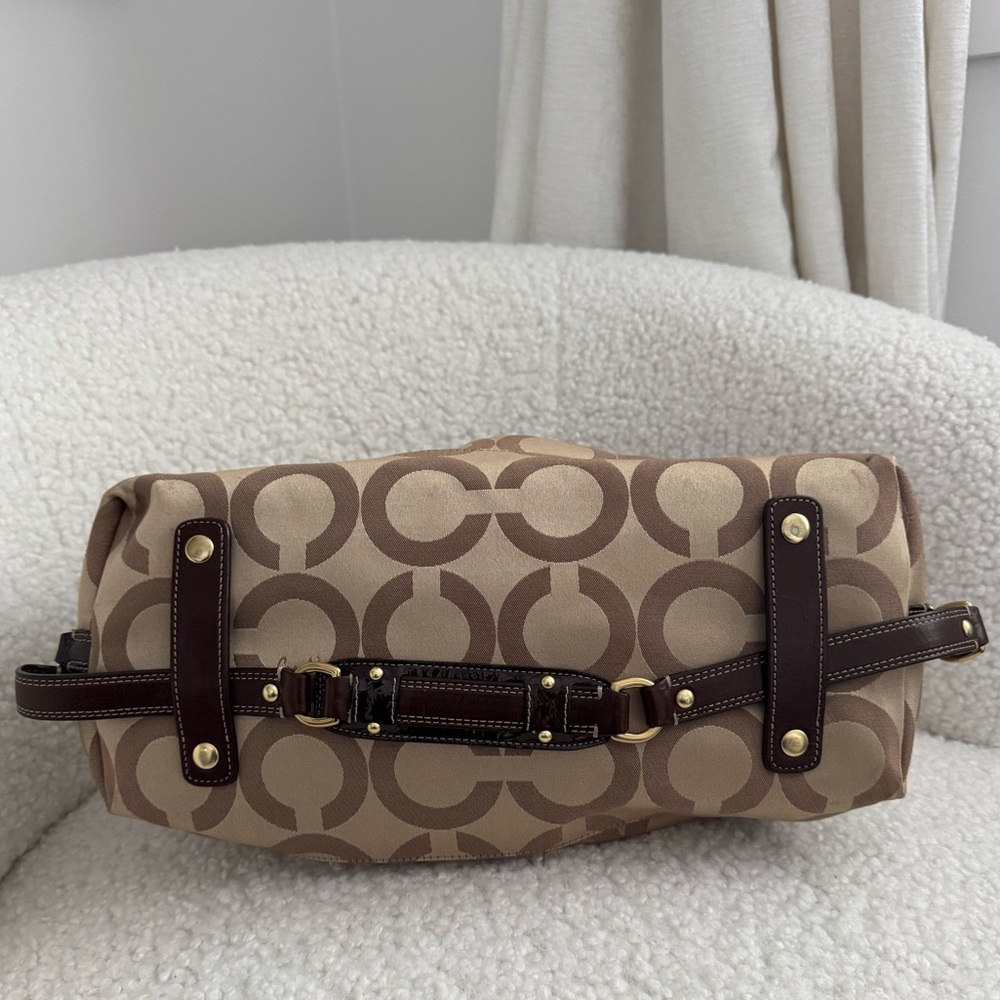 Coach Handbag - Picture 4 of 11